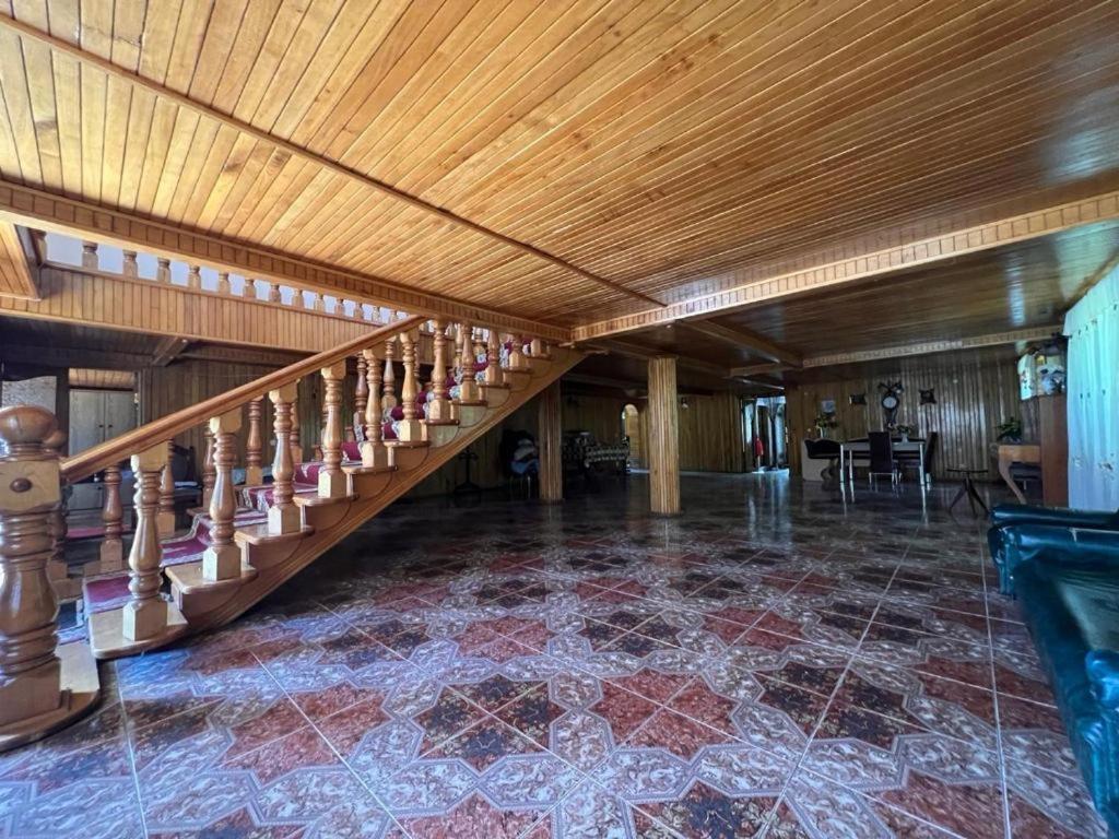 Hotel G I O Samtredia Екстериор снимка
