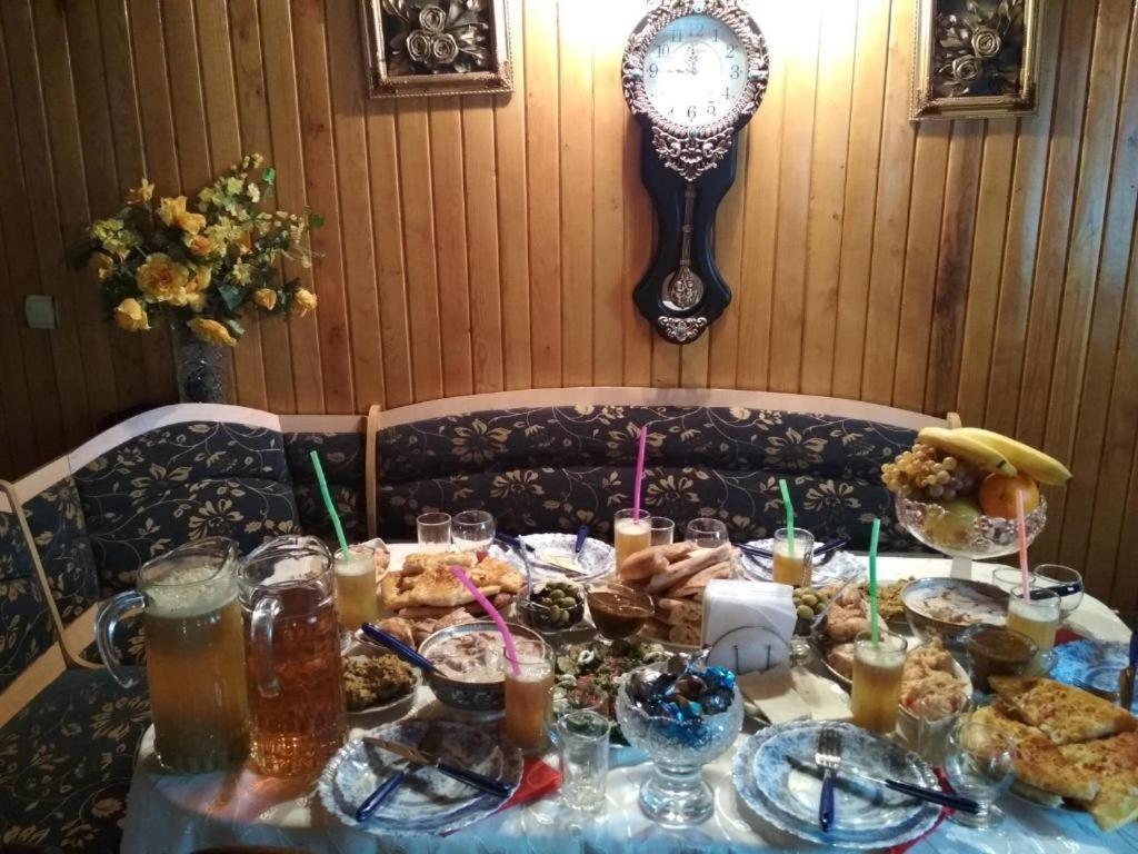 Hotel G I O Samtredia Екстериор снимка